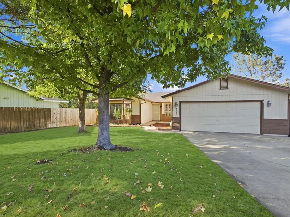 2252 Badger Ct, Redding, CA 96001