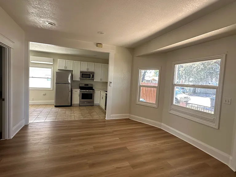 402 S Sycamore St #402 — Photo 12