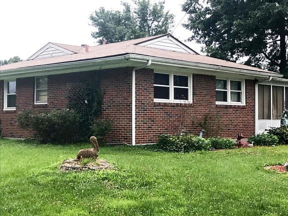 2nd image of 6000 Manse Dr