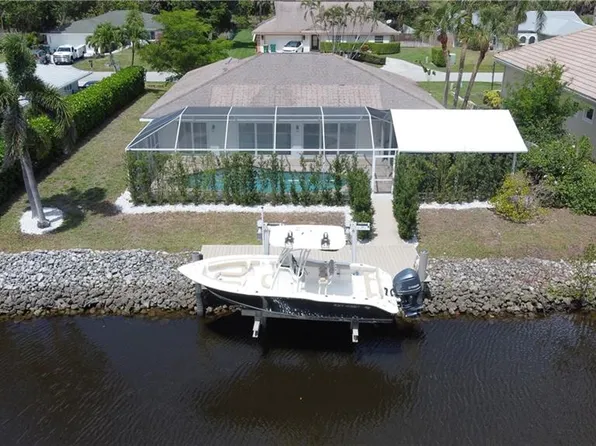 2552 Longboat DR, NAPLES, FL 34104