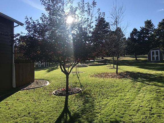 Lawn wraps around from front