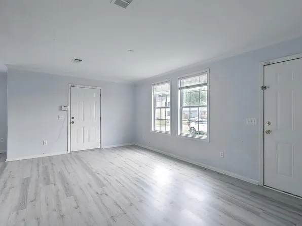 2533 Celestial Ct, North Charleston, SC 29406