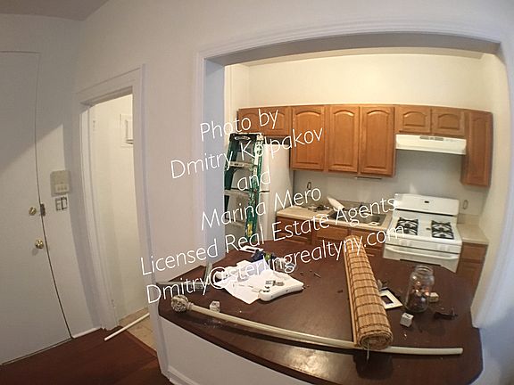 3rd image of 2318 36th St APT 1
