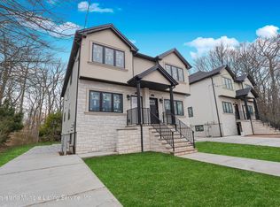 276 Corbin Ave, Staten Island, NY 10308