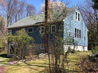 214 Bowman Rd, Mount Pocono, PA 18344