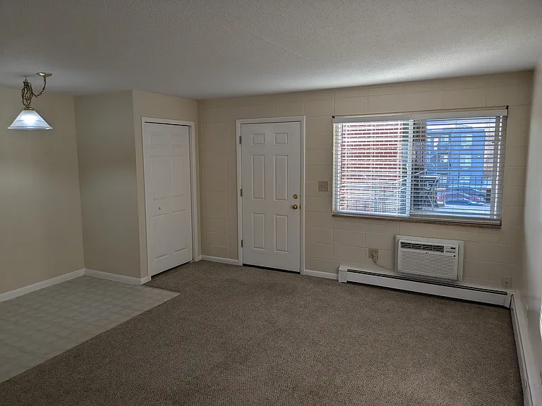 1280 Wolff St #6 — Photo 2