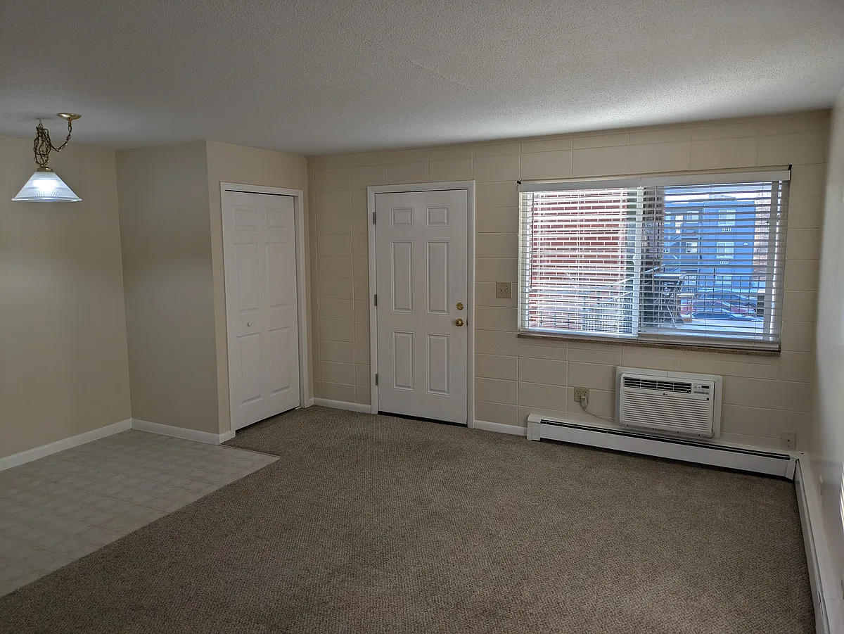 Building Photo - 1280 Wolff St #6