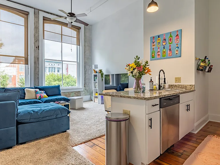 Dannenberg Lofts — Photo 6