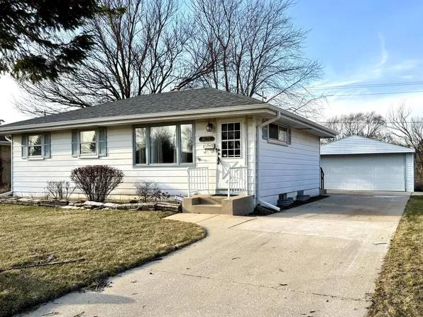 8830 West Acacia STREET, Milwaukee, WI 53224