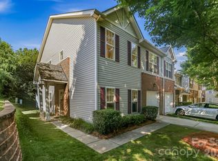 16936 Commons Creek Dr, Charlotte, NC 28277