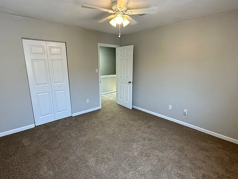 1317 Airport Dr #F13 — Photo 12