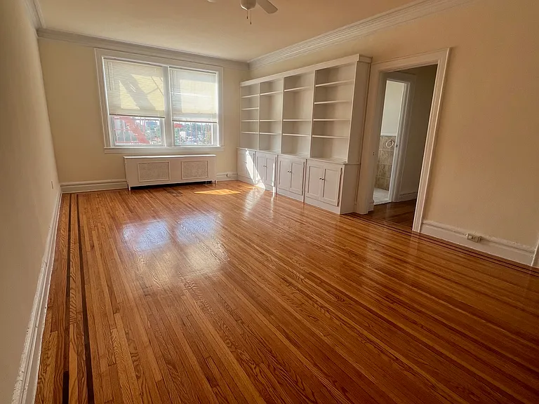 164 S Harrison Street — Photo 24