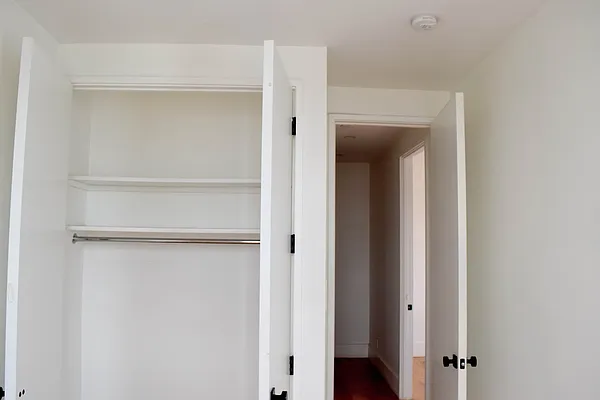 Rented by MySpaceNYC | media 14