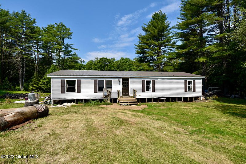 2nd image of 116 Howe Road