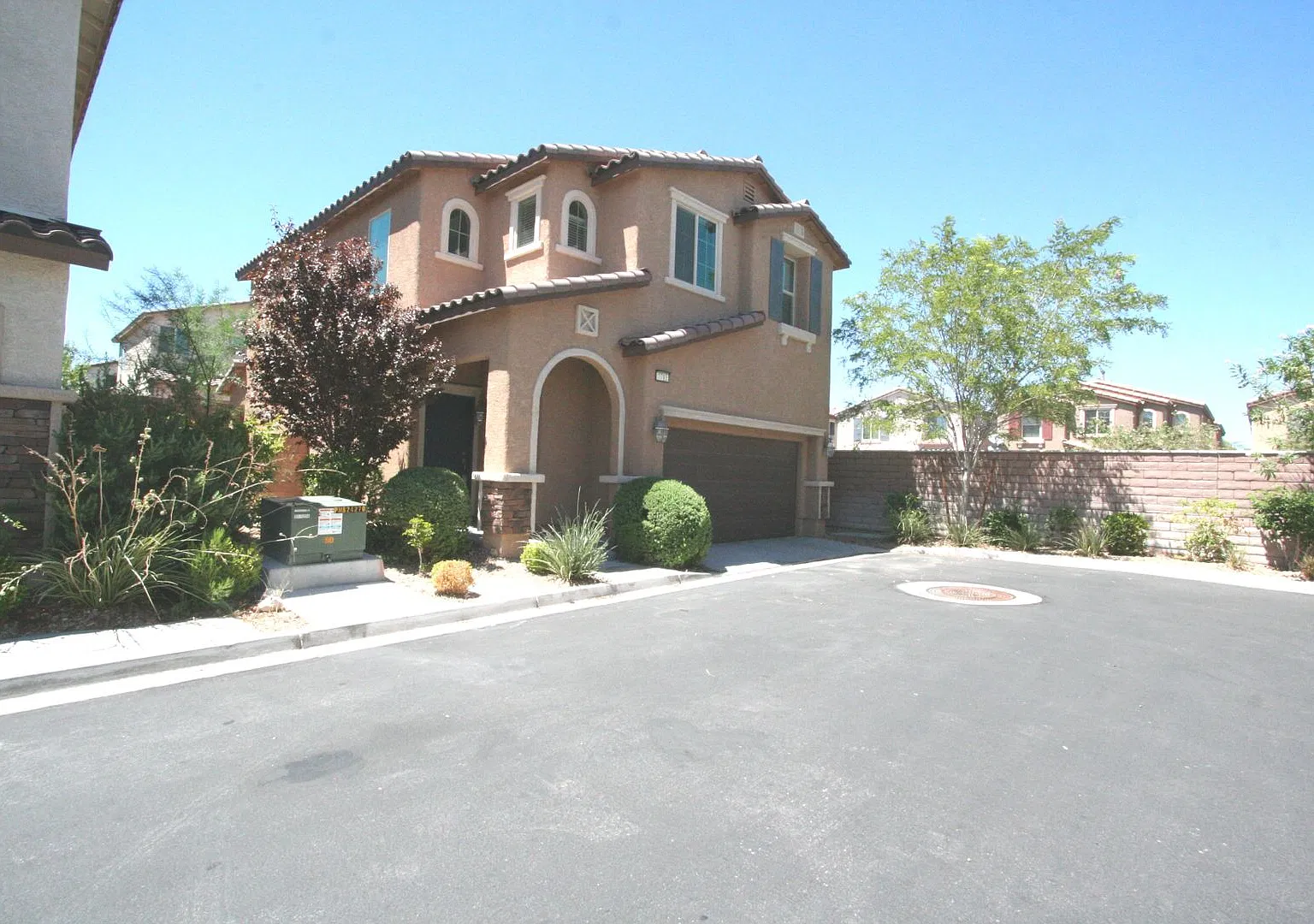 1734 sq ft, 3 bed, 2 1/2 bath, 2 car — Photo 1