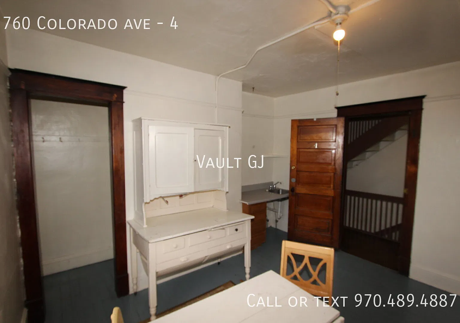 All Utilities Included Studio Apartment Great Location And Price — Photo 3