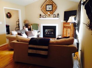 377 Hummingbird Ln, Spout Spring, VA 24593