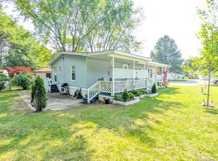 51 Green Valley Rd, Flint, MI 48506