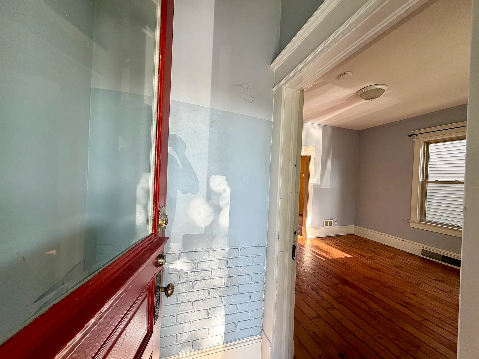 2 bed, 800 sqft, $1,600 — Photo 3