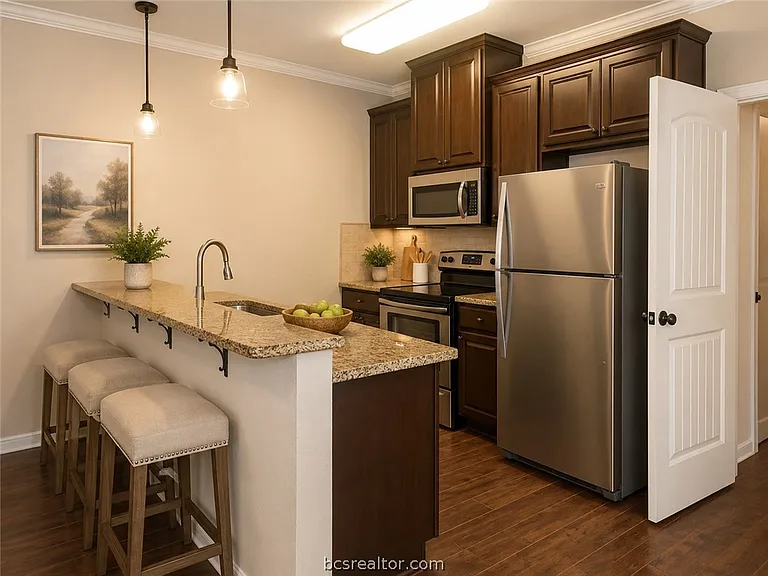 405A Ash St — Photo 3