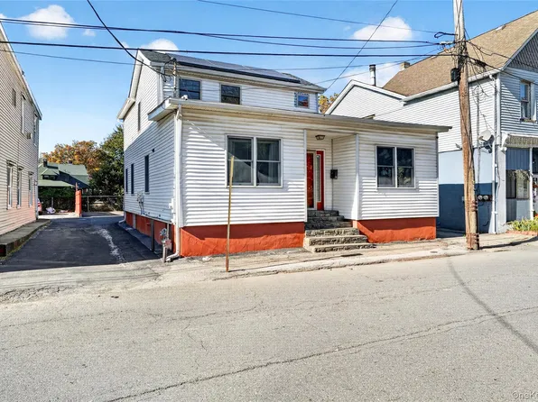 67 Cottage Street, Middletown, NY 10940