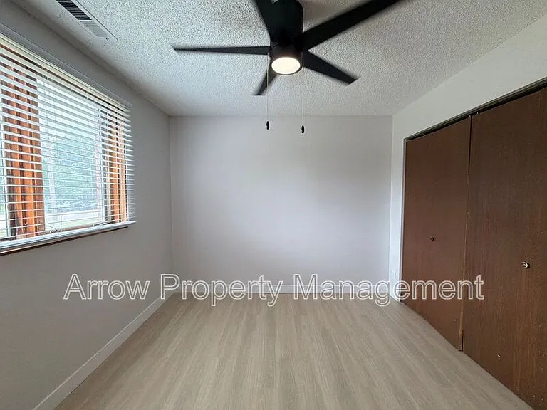 2323 T St #3 — Photo 12