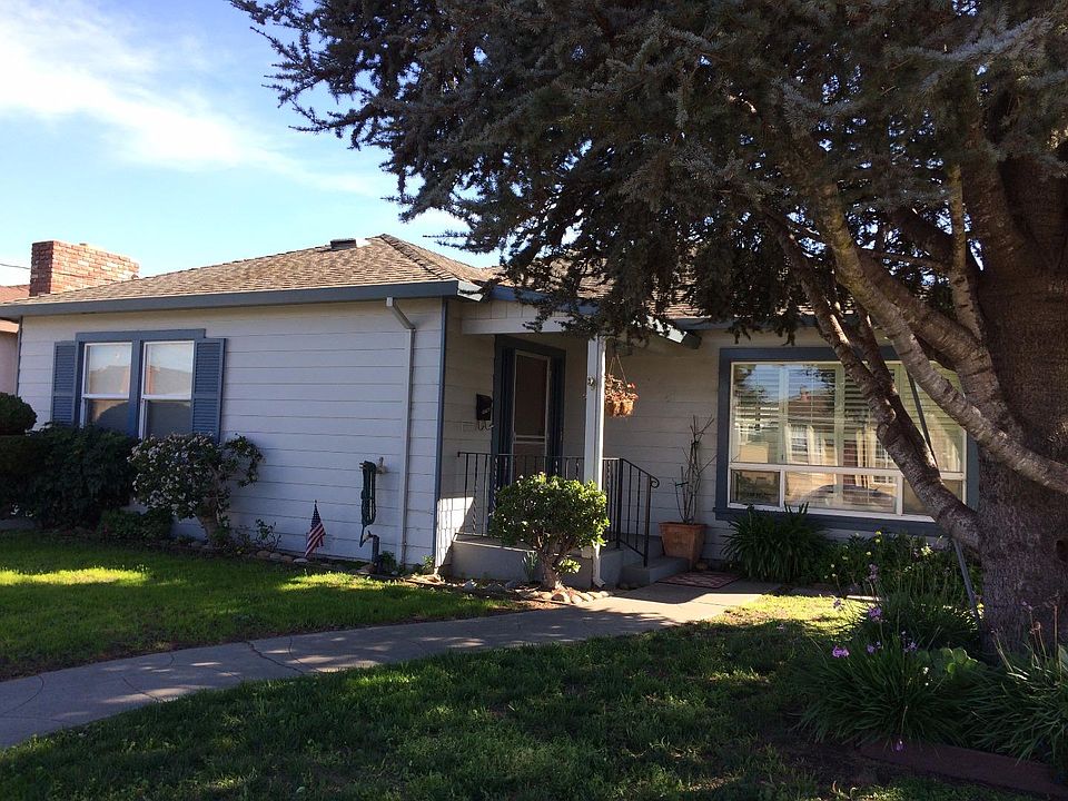 1st image of 534 E Beach St