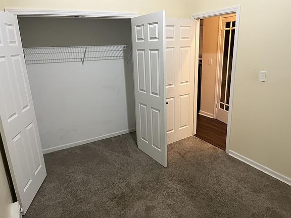4th image of 4401 Glenway Ave #5