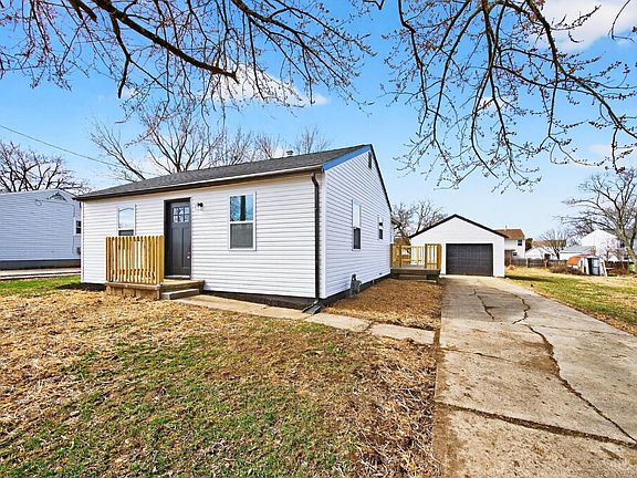 2nd image of 8081 Lawrence Rd