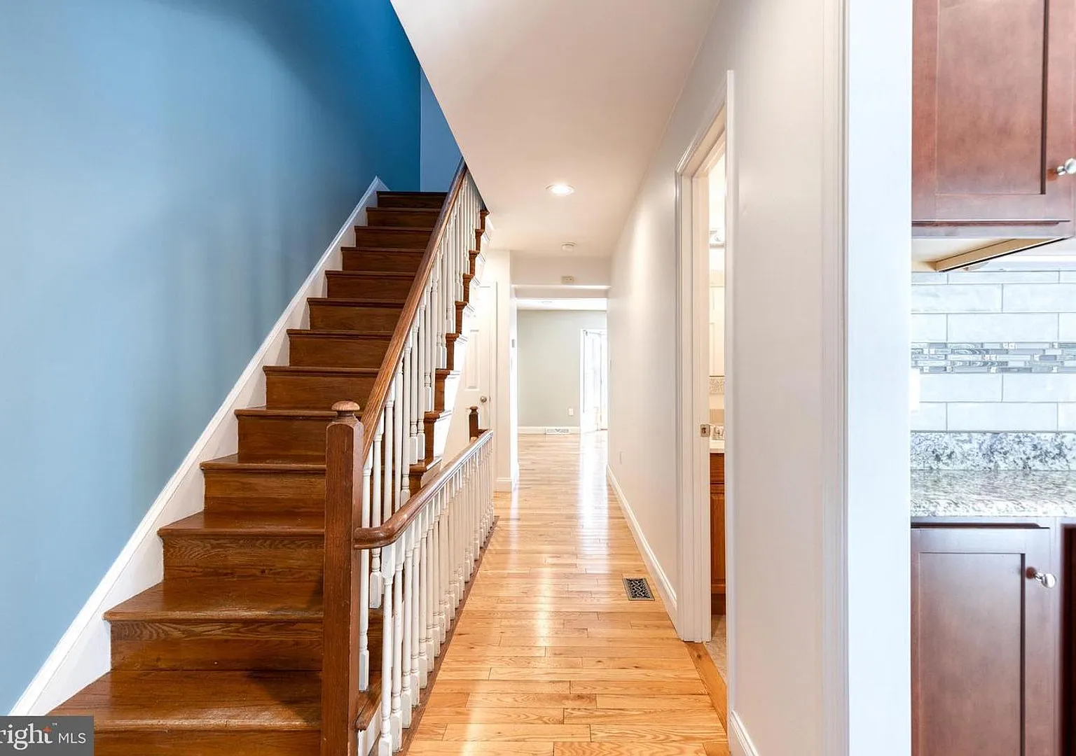 Welcome to this beautifully renovated 3-bedroom, 2-full and 2-half-bath home, ideally located in ... — Photo 2