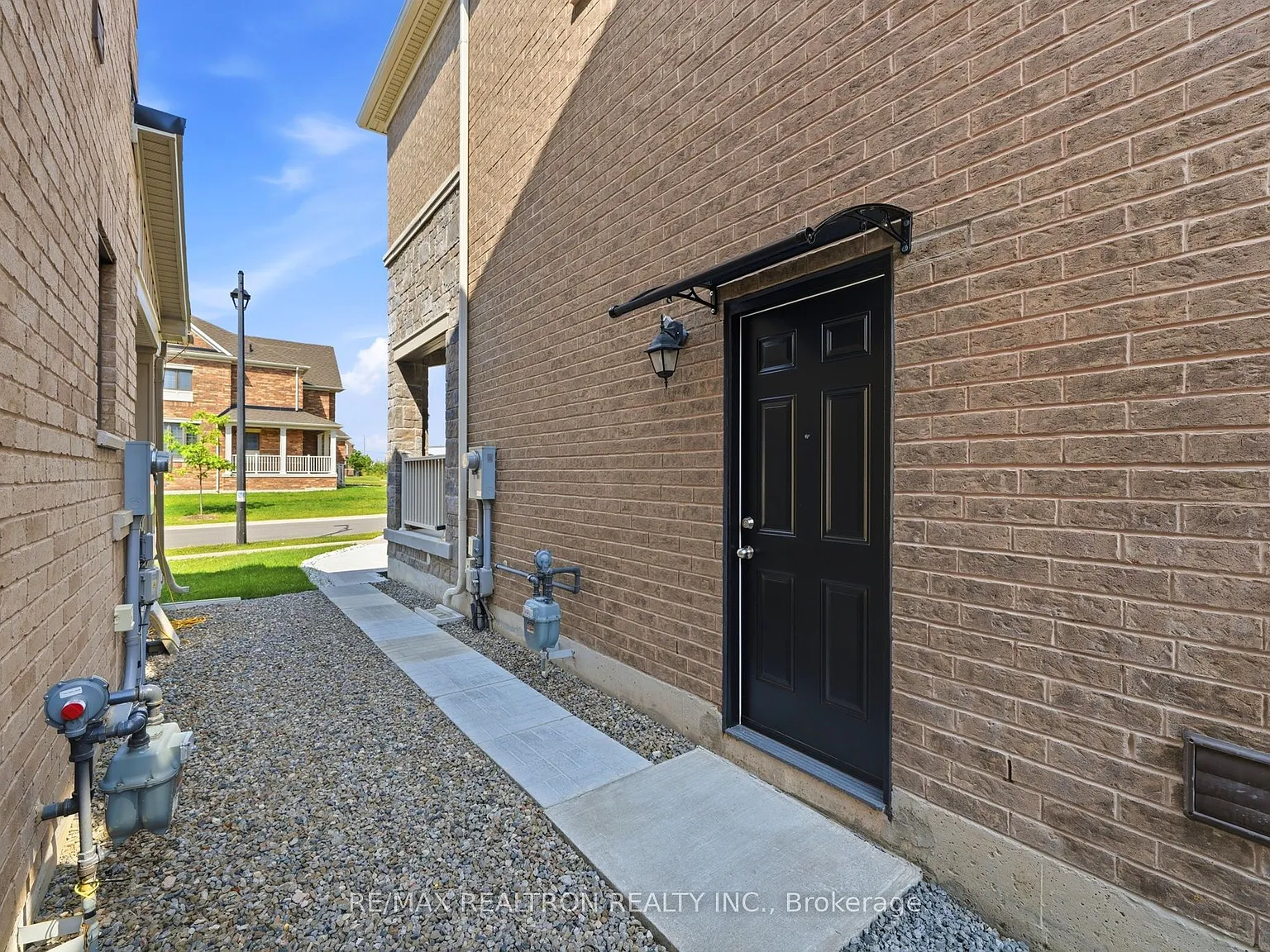 2 bed, $1,950 — Photo 2