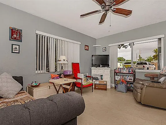 1 bed, 600 sqft, $1,950 — Photo 3