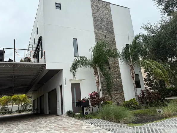 4910 W McElroy Ave #6, Tampa, FL 33611