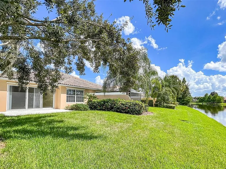 11830 Delfina Ln — Photo 29