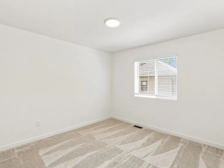 1010 Chittock Ave — Photo 16