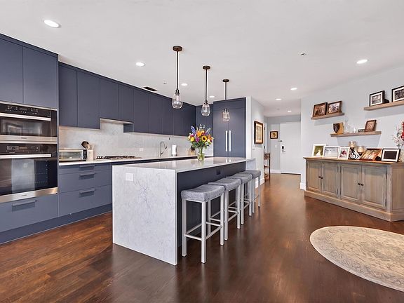 3rd image of 77 Hudson St #Penthouse 4704