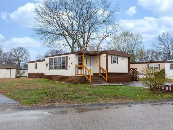 11 Lane #B, Coventry, RI 02816