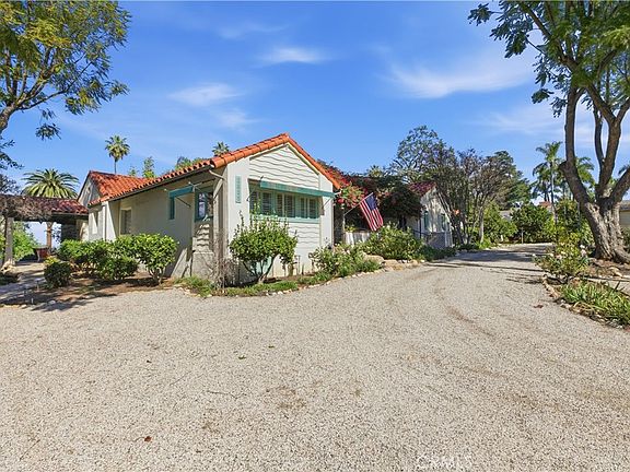 5th image of 2855 McAllister St