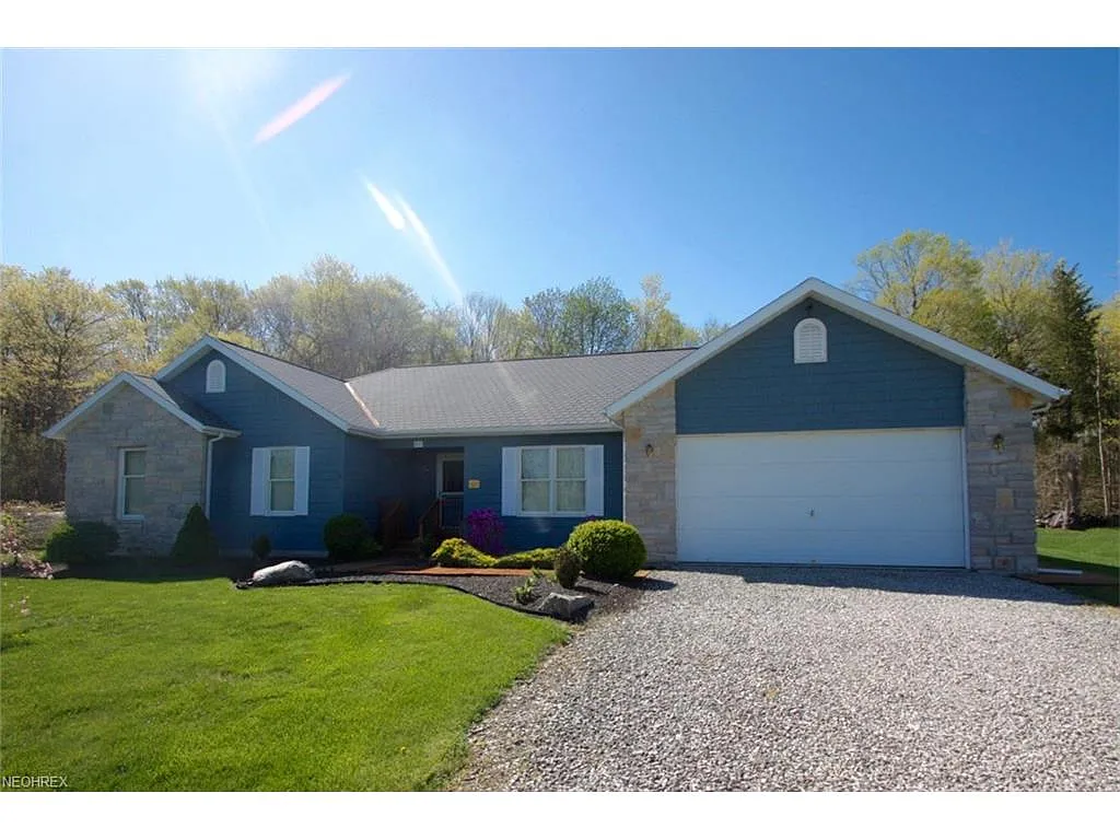 407 Sweetvalley Ln photo 1