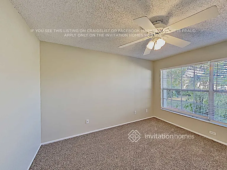 1567 Naples Cir — Photo 9