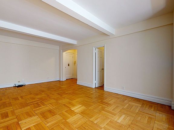 4th image of 141 E 56th St APT 4E