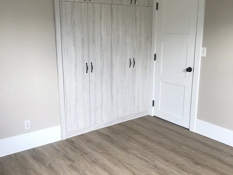 635 S Teresa St — Photo 13