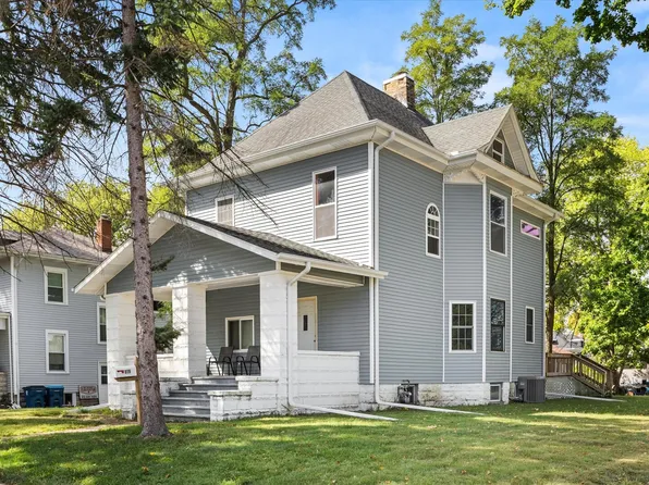 819 N Chicago St, Pontiac, IL 61764