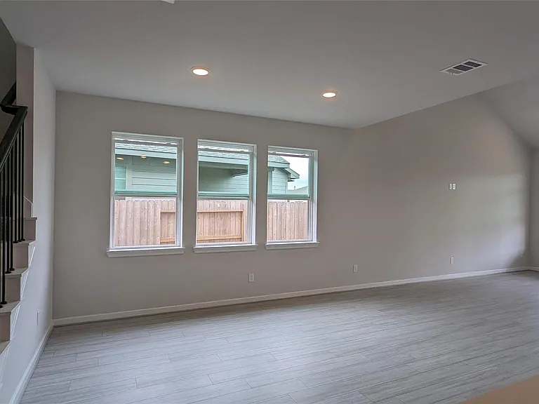 18606 Albany Bay Ln — Photo 14