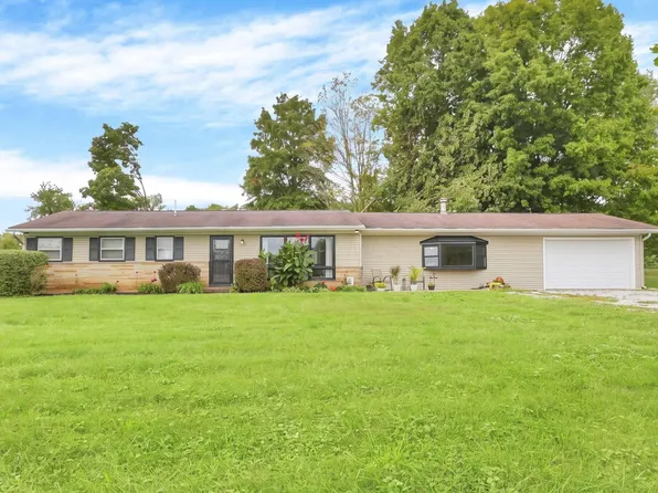7198 Canyon Rd SE, Hebron, OH 43025