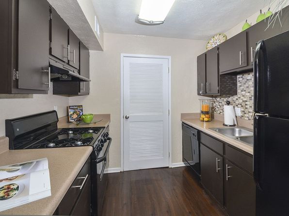 Spring Lake Apartments | 7000 Southlake Pkwy, Morrow, GA