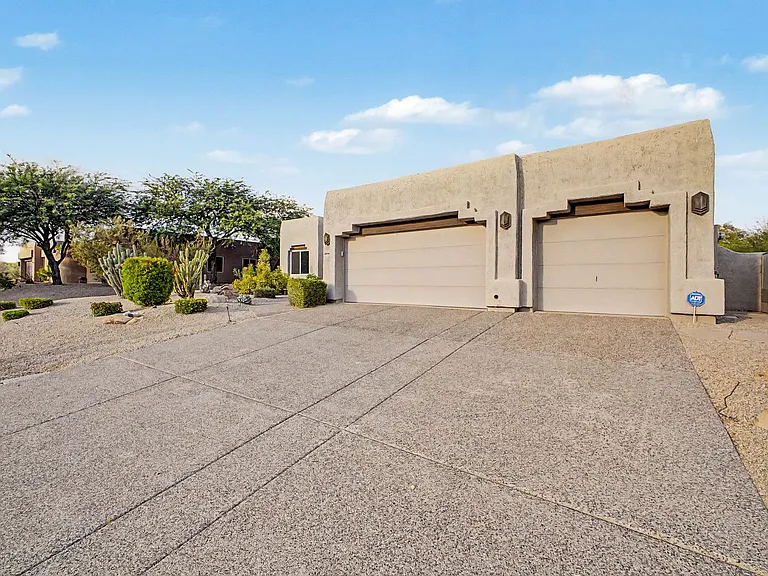 29143 N 68th Way — Photo 2
