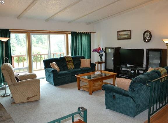 5th image of 7215 NE 374th St