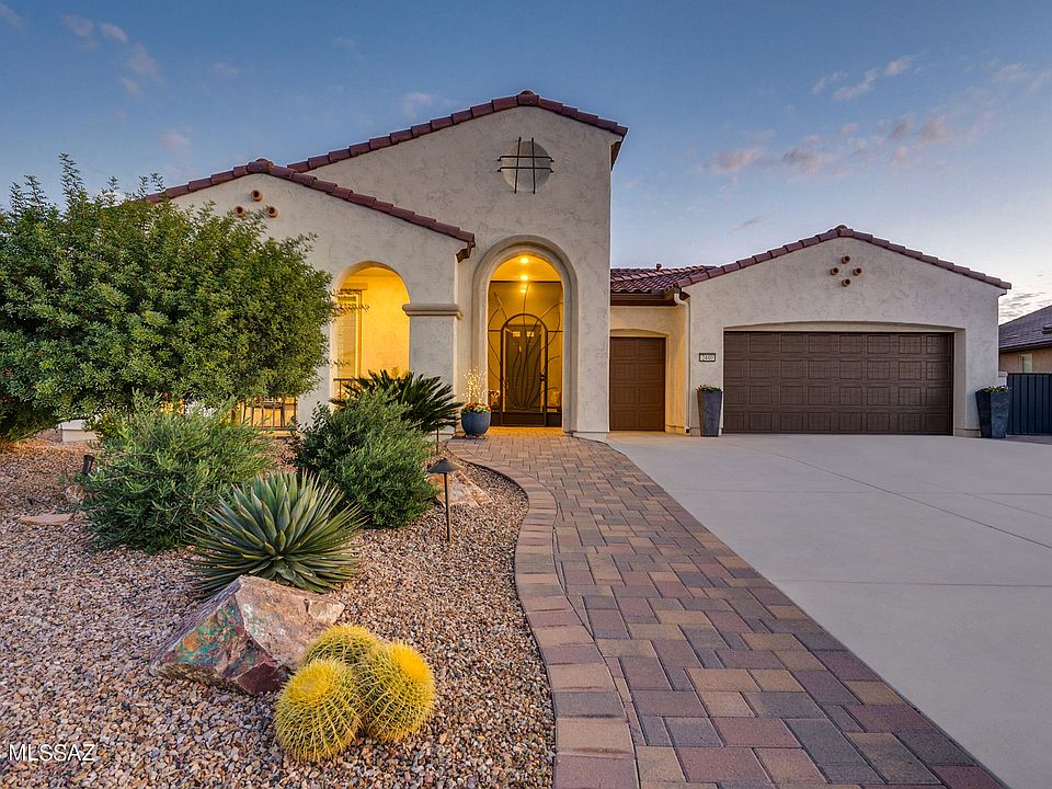 1st image of 2440 E Canyon Crossing Dr