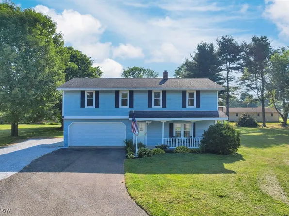 6040 Saad Ct, Nashport, OH 43830